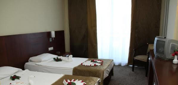Ring Beach Hotel Beldibi  Buitenkant foto